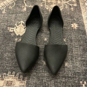 Native Black slip on flats sz 7